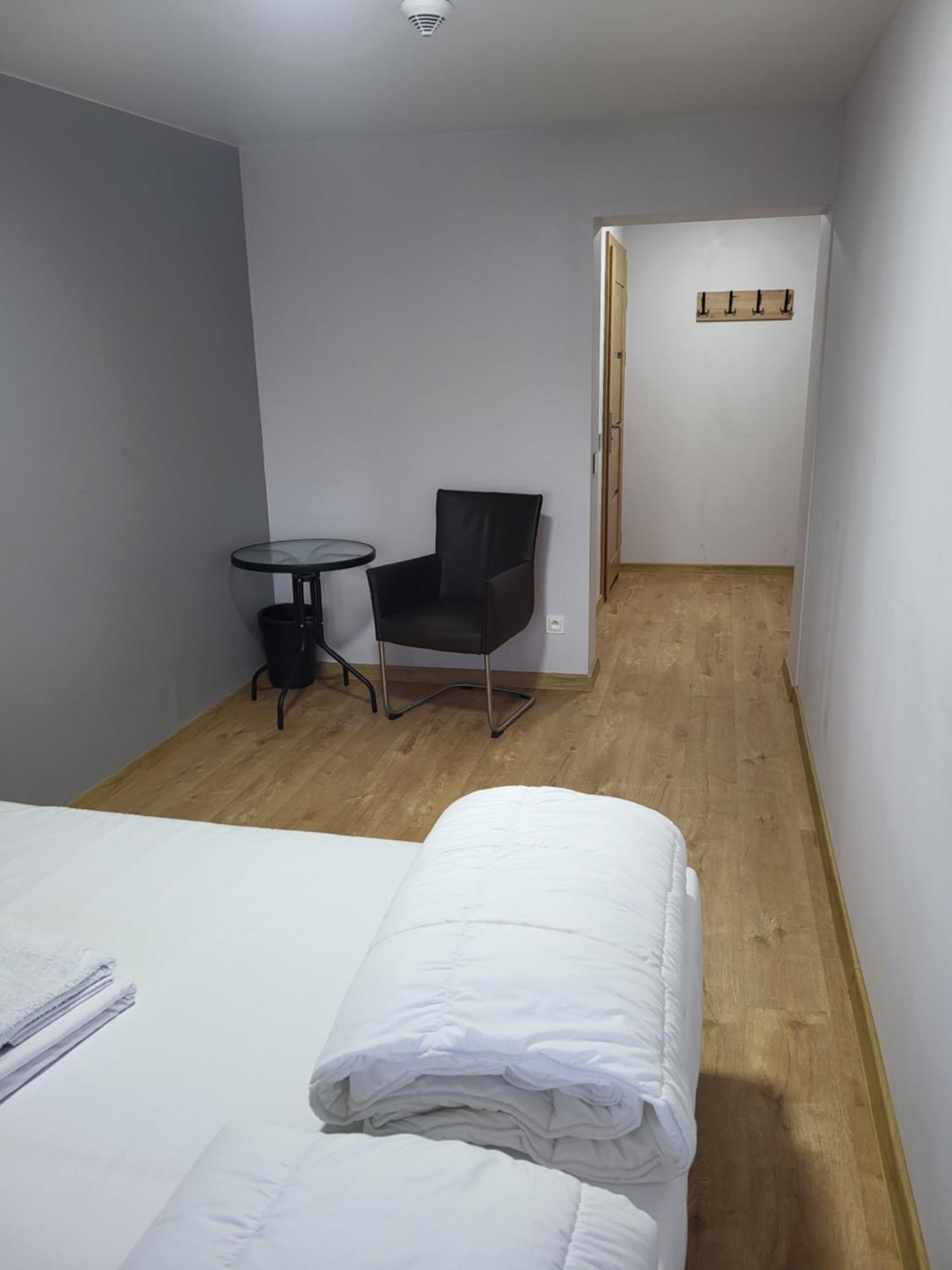 Foka Hostel Wrocław Chambre photo